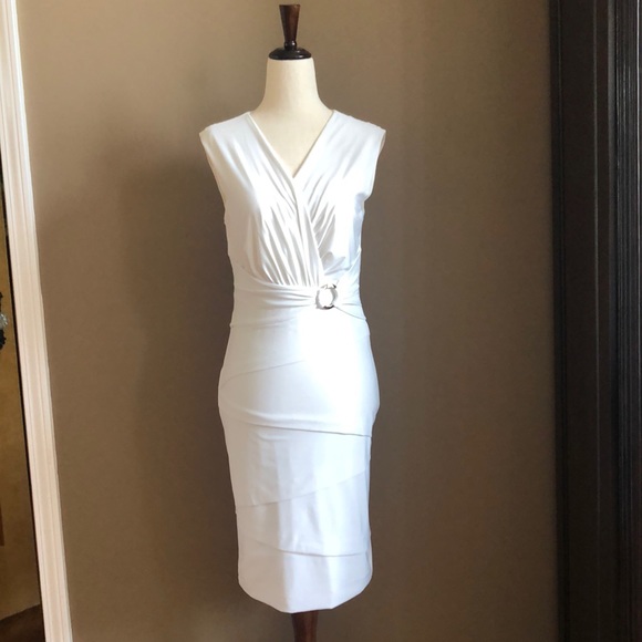 White House Black Market Dresses & Skirts - White House Black Market Instant Slimming, sz 6